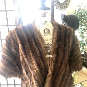 Morton’s fur wrap
